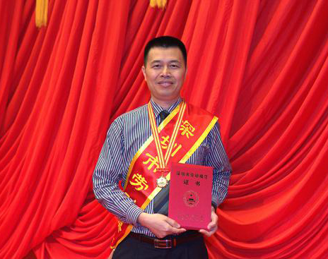 勞動創(chuàng)造幸福！全國勞動模范劉中華：設計“鳥巢”鋼結構一戰(zhàn)成名！